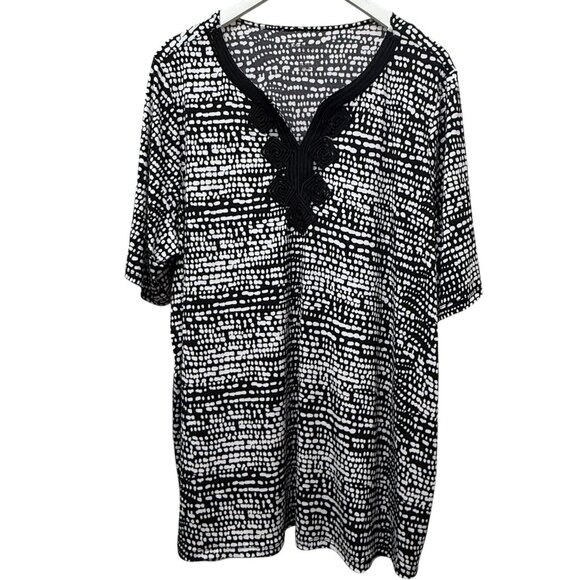 LIZ CLAIBORNE Tunic Top Plus Size 1X Slinky Stretch Black White Print Soutache - Picture 1 of 9